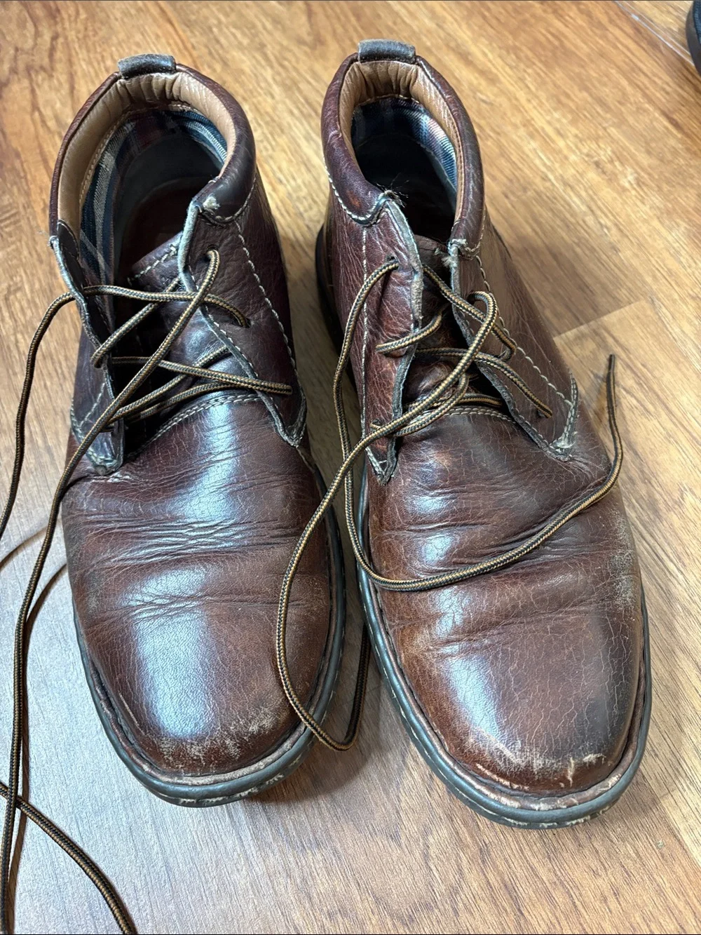 Clarks Men's Dark Brown Leather Chukka Boots